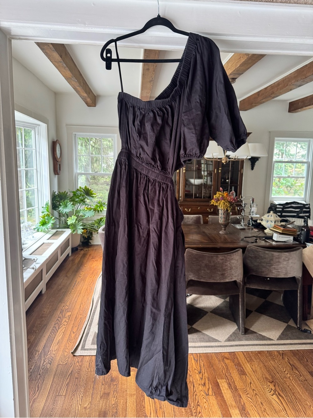 One-Shoulder Black Maxi Dress with Cut Out